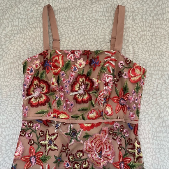 SAM EDELMAN Floral Embroidered Midi Dress Size 0 NWT - Picture 3 of 14